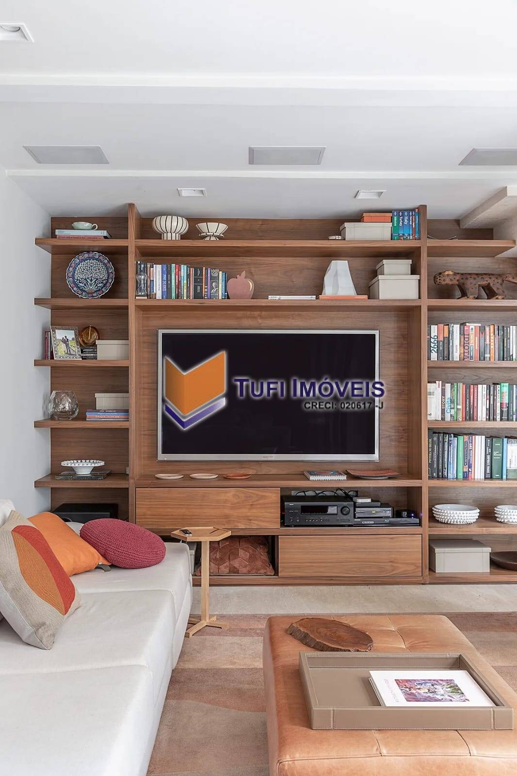 Casa à venda com 2 quartos, 160m² - Foto 2