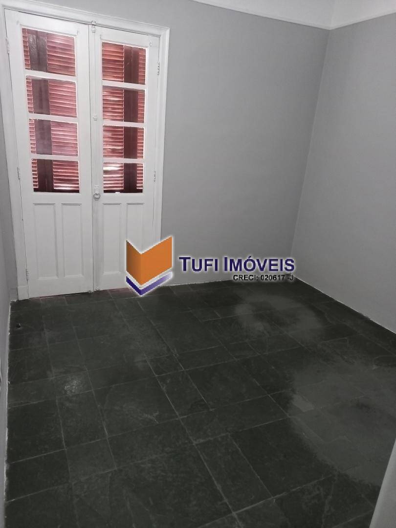 Casa à venda e aluguel com 5 quartos, 140m² - Foto 25