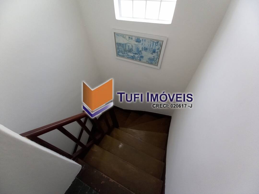 Casa à venda e aluguel com 5 quartos, 140m² - Foto 19