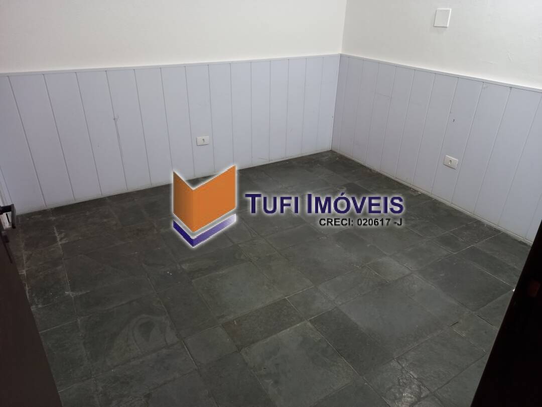 Casa à venda e aluguel com 5 quartos, 140m² - Foto 15