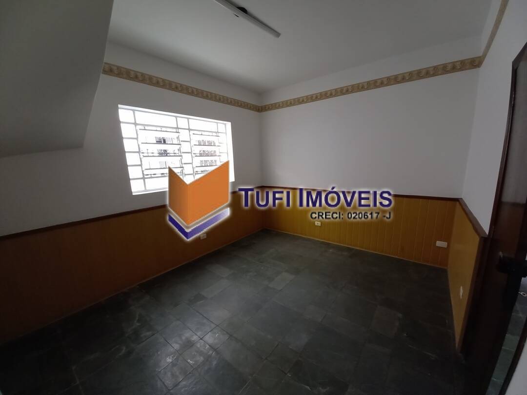 Casa à venda e aluguel com 5 quartos, 140m² - Foto 6