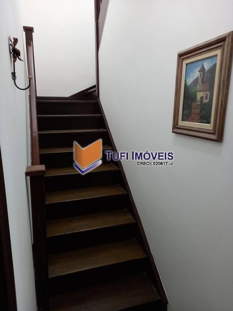 Casa à venda e aluguel com 5 quartos, 140m² - Foto 17