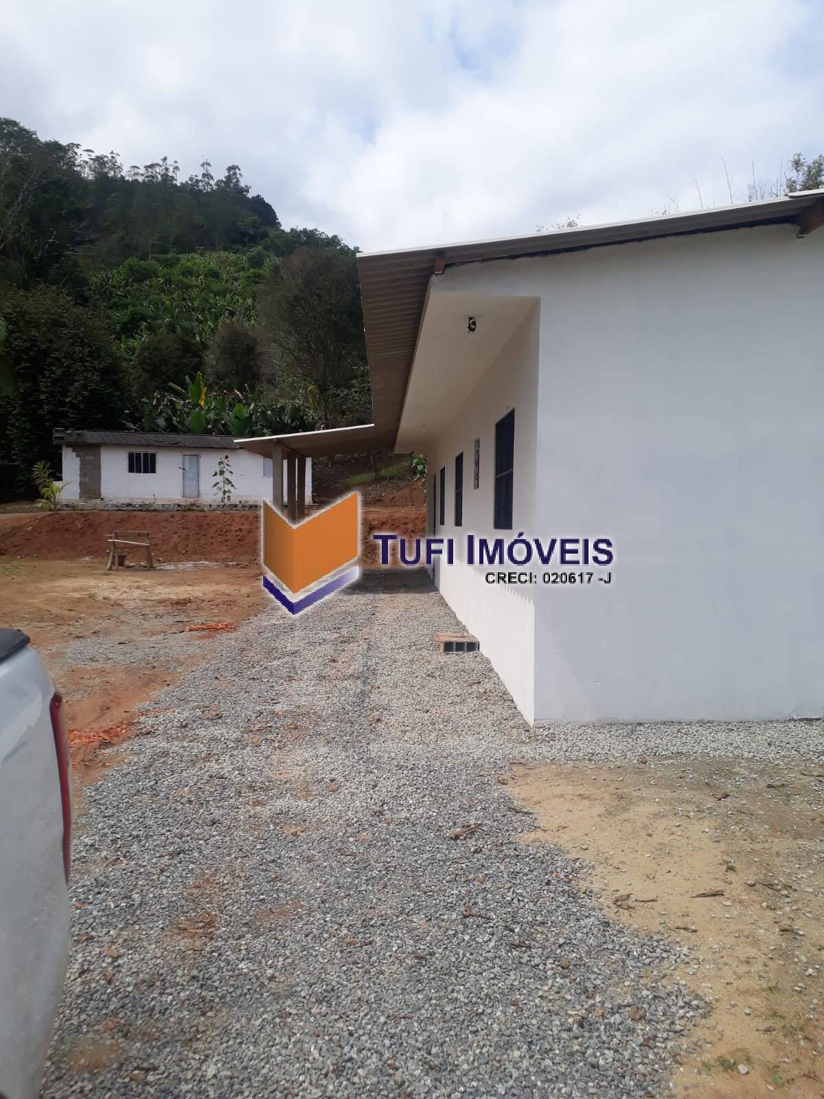 Sítio à venda com 2 quartos, 120m² - Foto 1