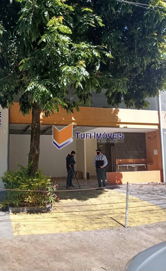 Loja-Salão, 240 m² - Foto 1