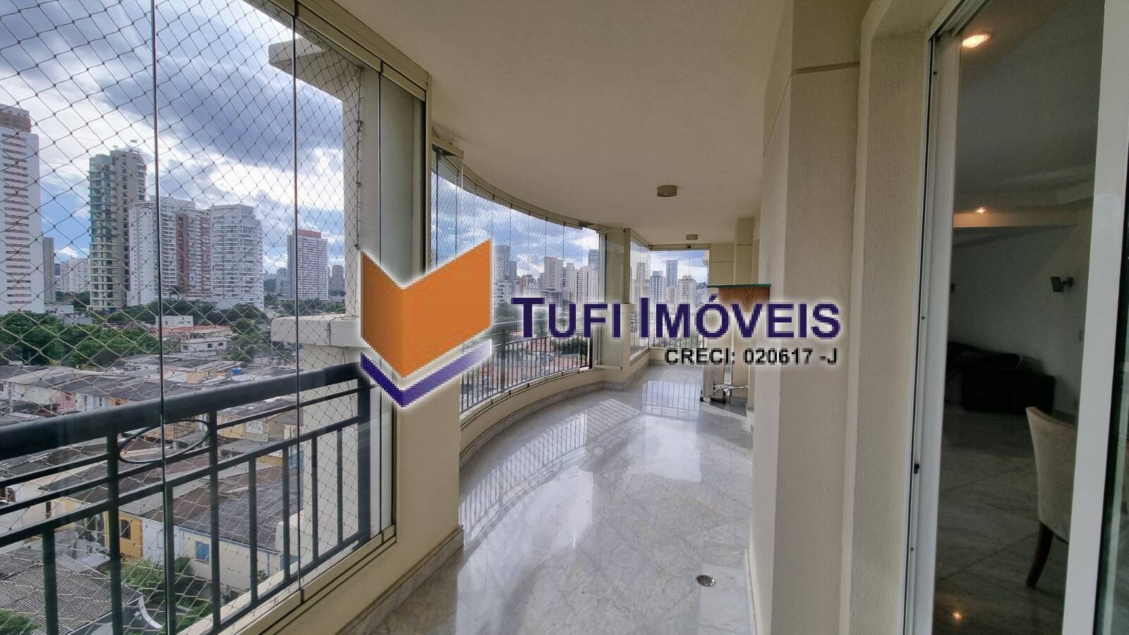 Apartamento, 3 quartos, 198 m² - Foto 2
