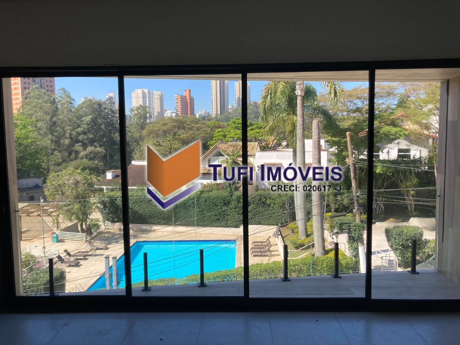 Casa, 4 quartos, 210 m² - Foto 1
