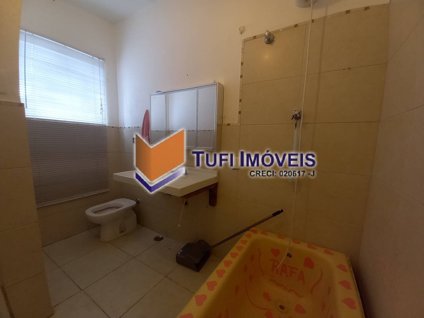Casa para alugar com 3 quartos, 180m² - Foto 12