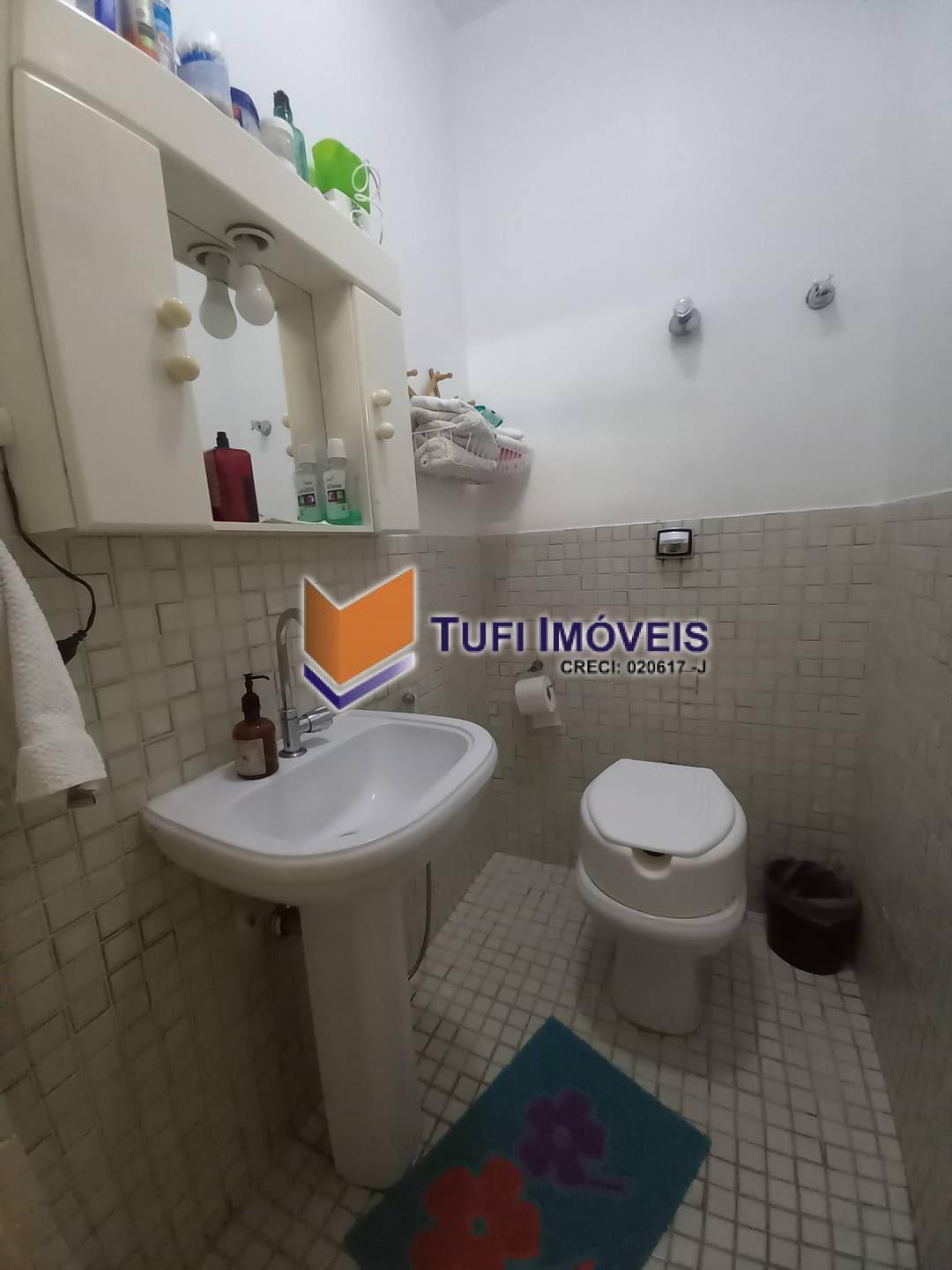 Casa para alugar com 3 quartos, 180m² - Foto 13