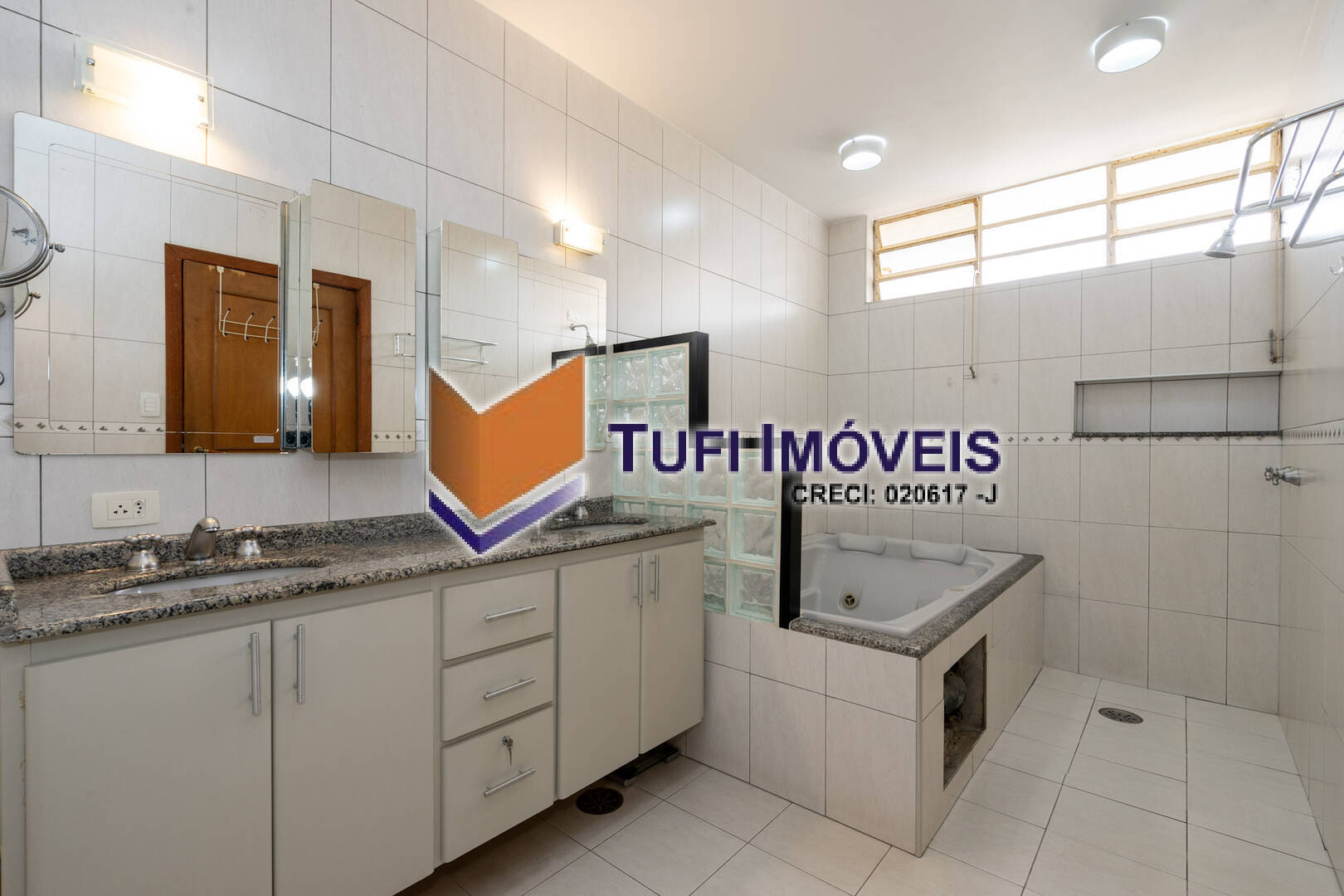 Casa, 3 quartos, 285 m² - Foto 42