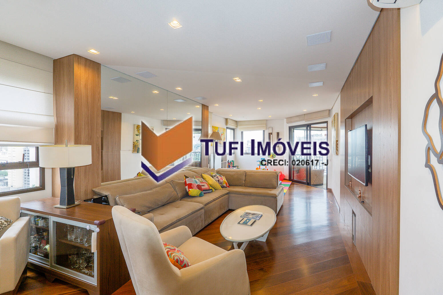 Apartamento, 4 quartos, 201 m² - Foto 1