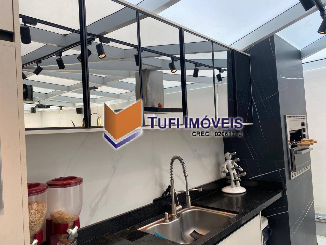 Apartamento à venda com 3 quartos, 140m² - Foto 19