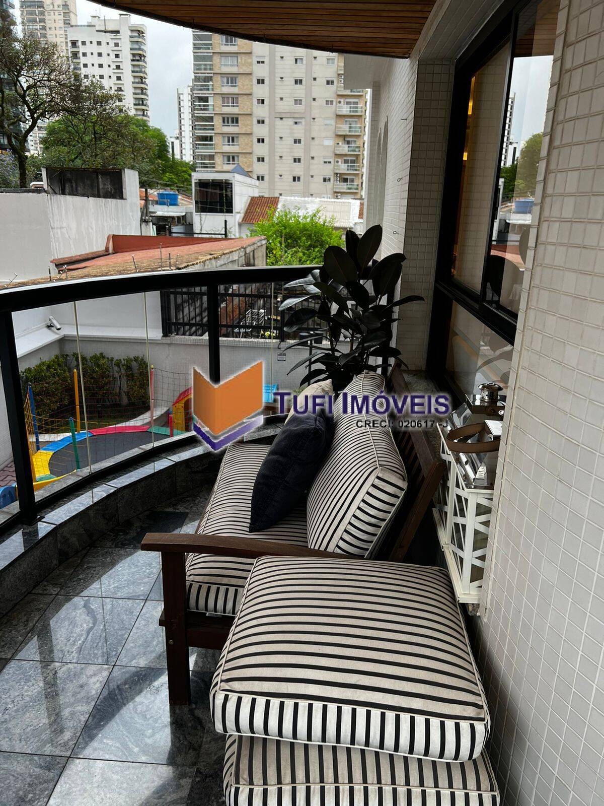 Apartamento, 3 quartos, 170 m² - Foto 2