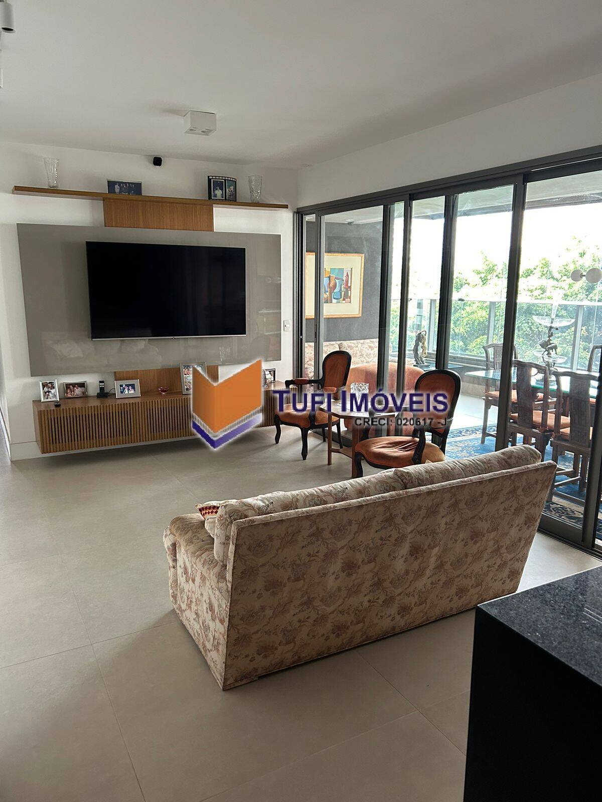 Apartamento, 3 quartos, 131 m² - Foto 2