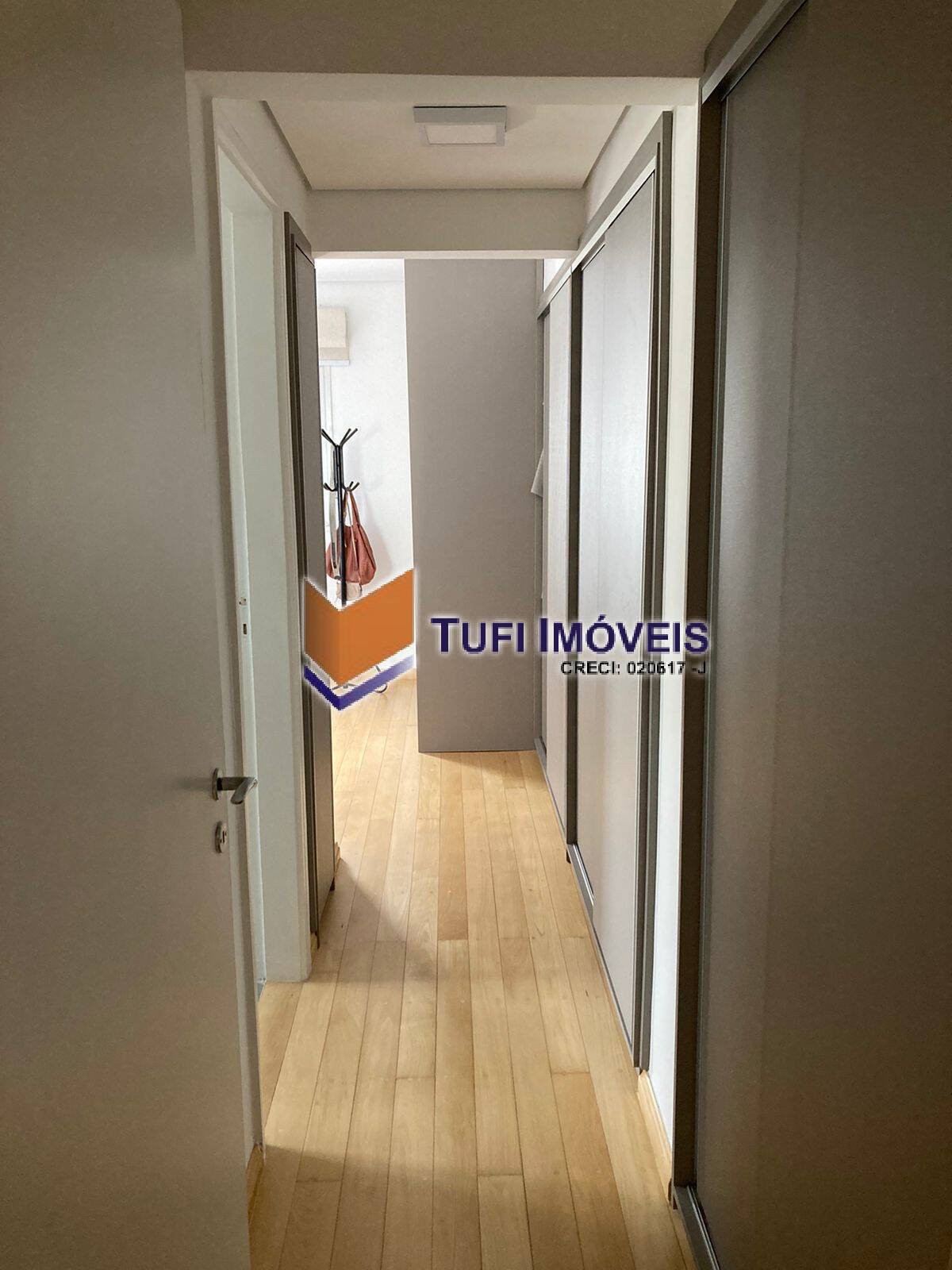 Apartamento à venda com 3 quartos, 240m² - Foto 18