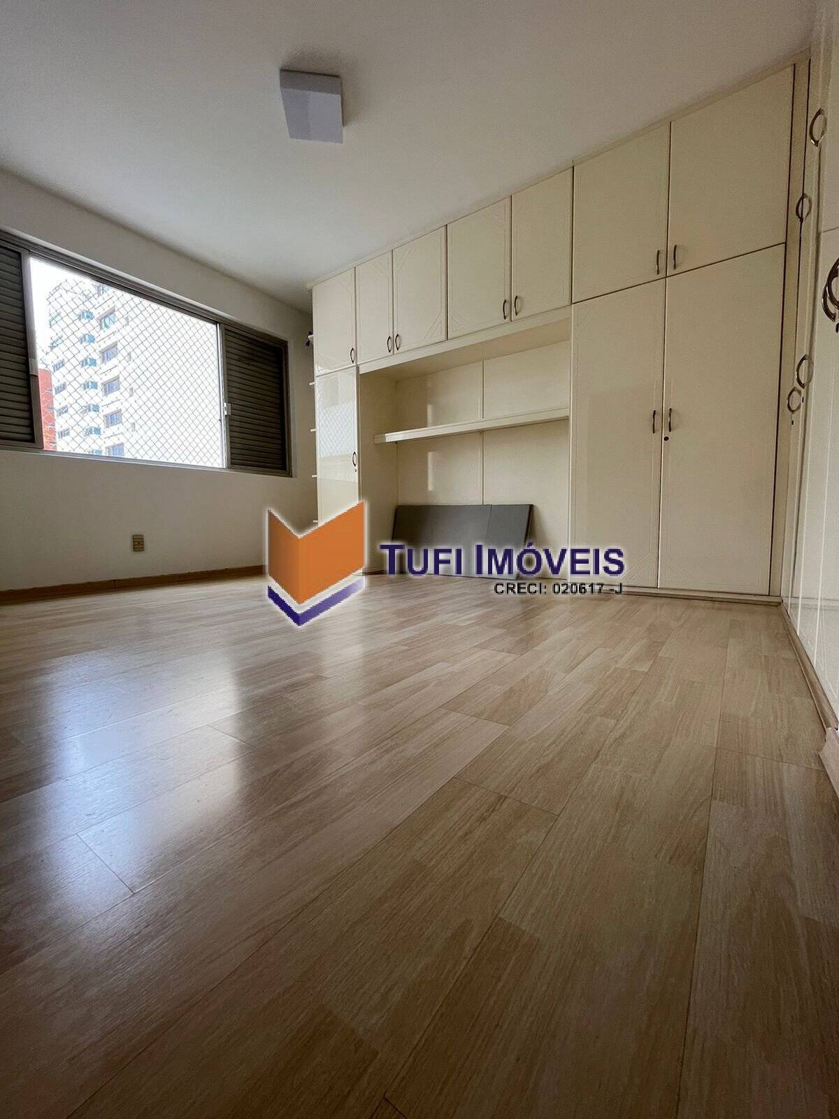 Apartamento, 3 quartos, 200 m² - Foto 4