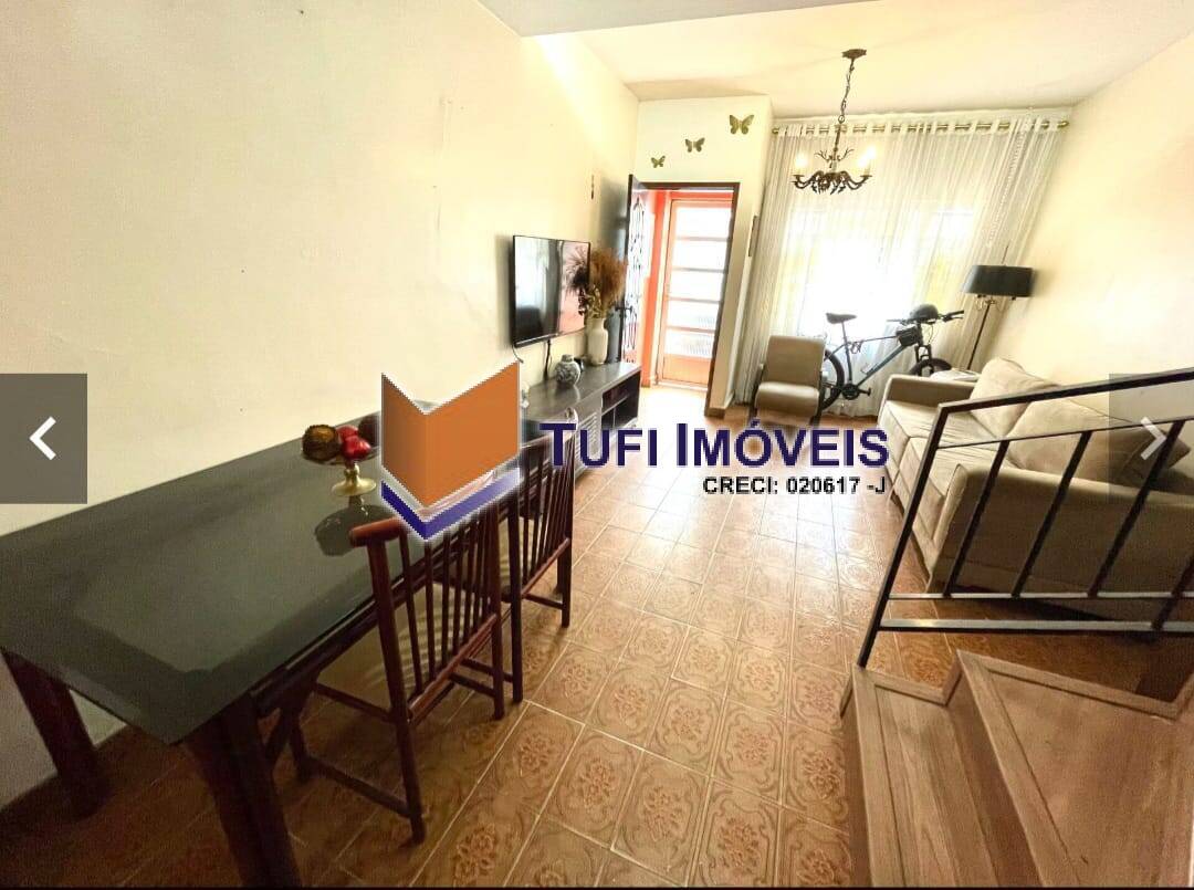 Casa à venda com 2 quartos, 80m² - Foto 2