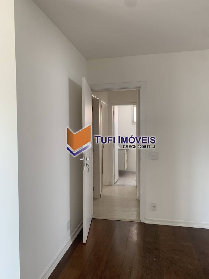 Apartamento à venda com 3 quartos, 135m² - Foto 11