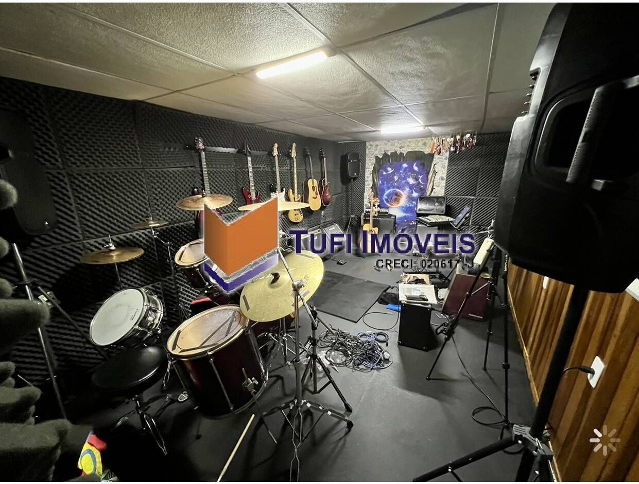Sobrado à venda com 3 quartos, 300m² - Foto 36