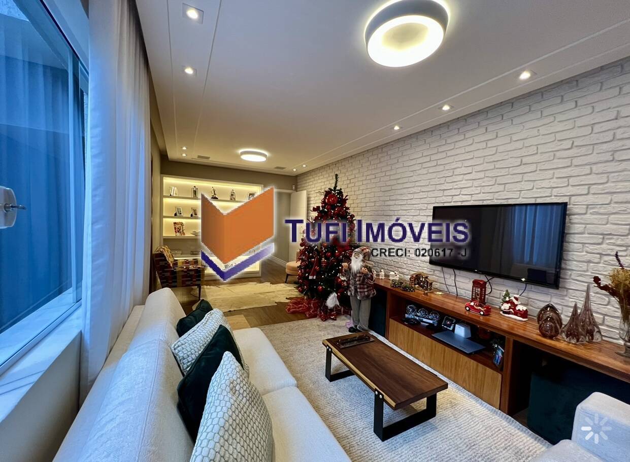 Sobrado à venda com 3 quartos, 300m² - Foto 1