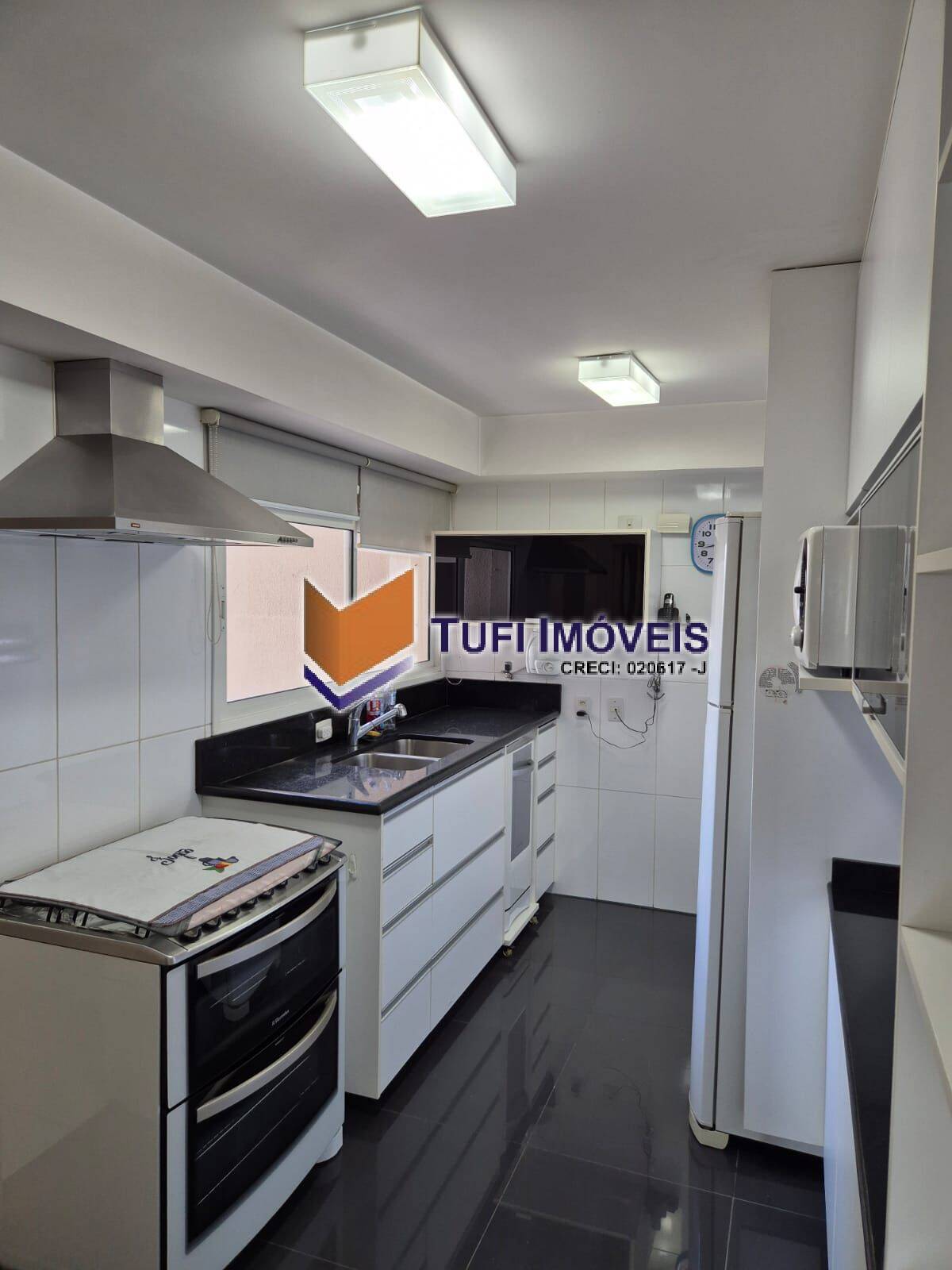 Apartamento à venda com 3 quartos, 160m² - Foto 12