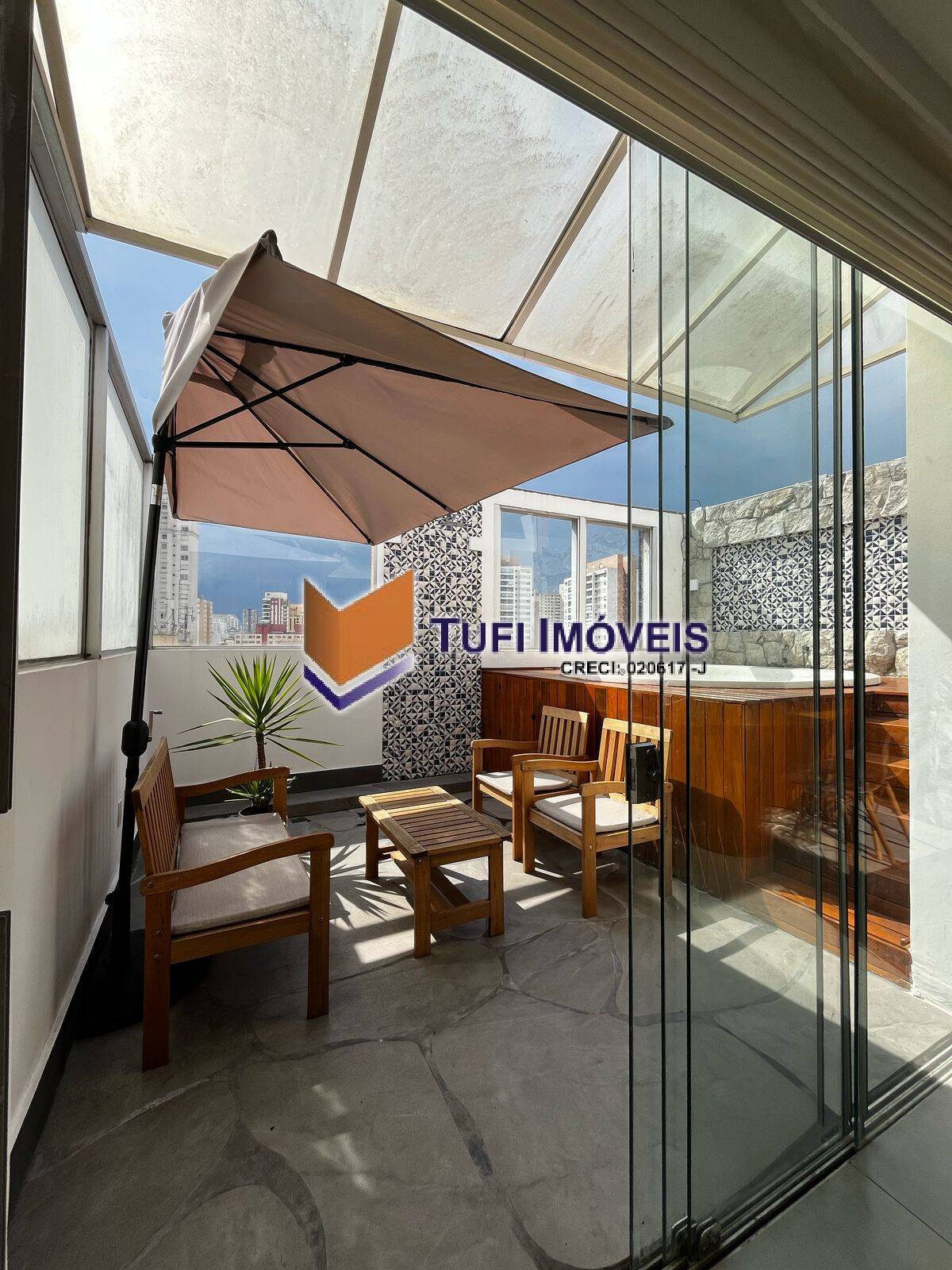 Apartamento, 3 quartos, 140 m² - Foto 2