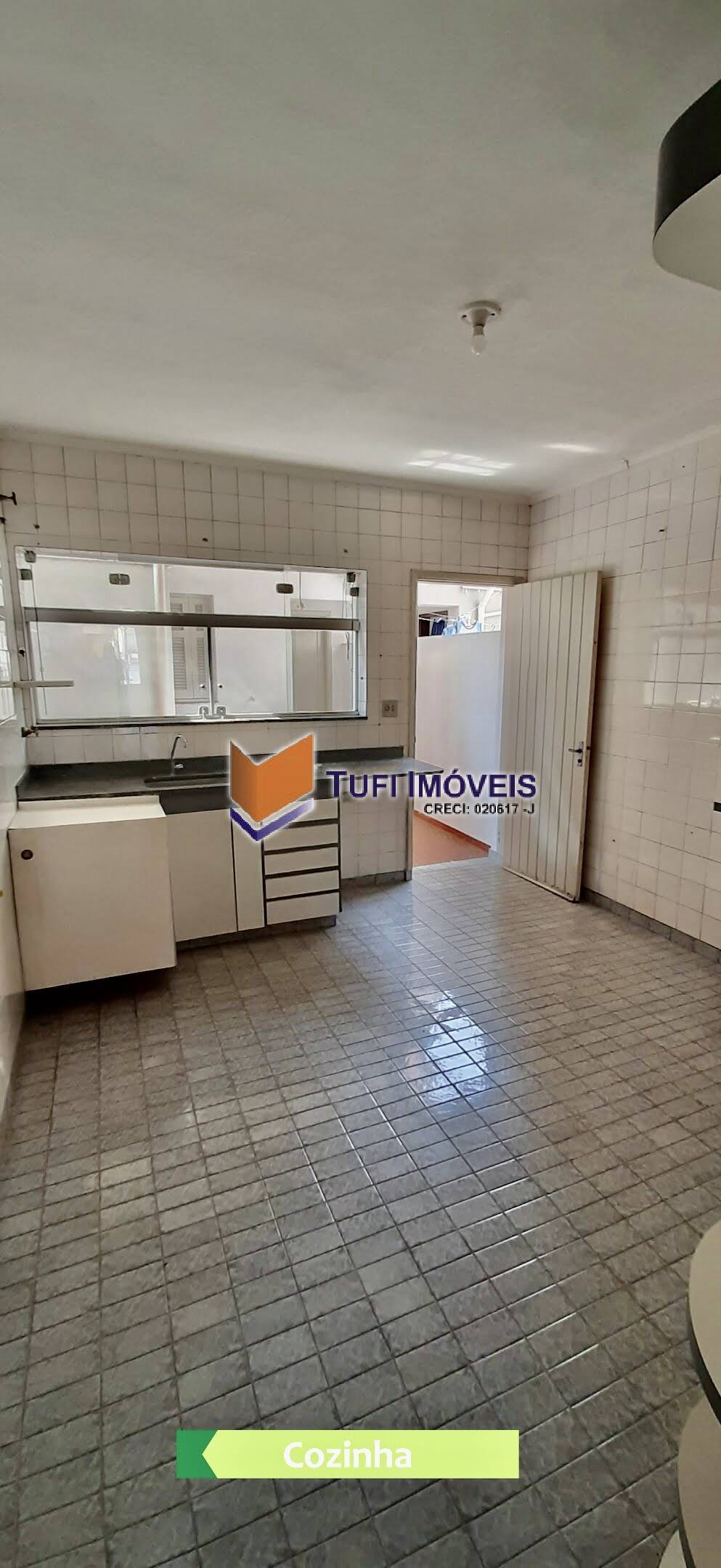Casa à venda com 2 quartos, 160m² - Foto 6