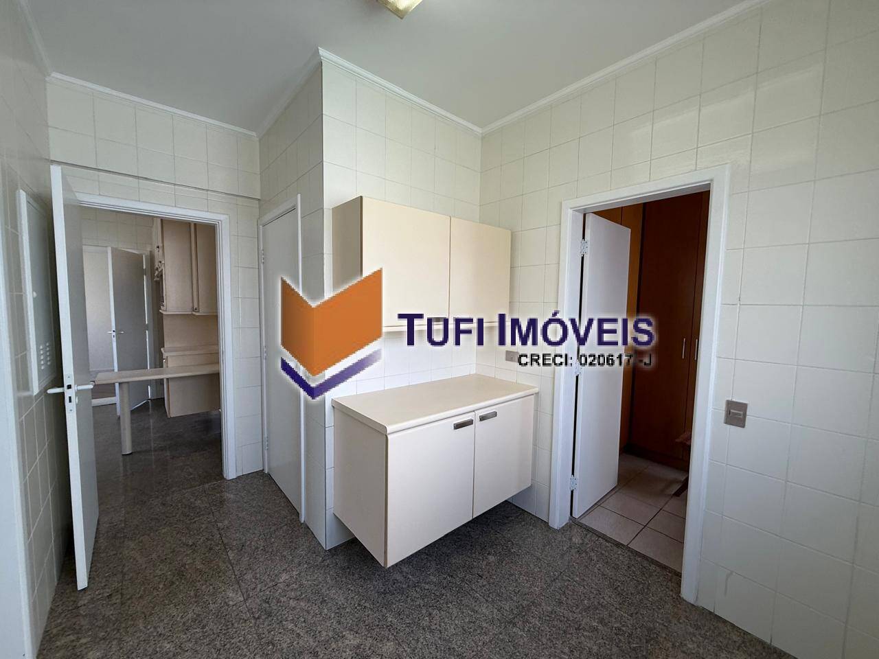 Cobertura à venda e aluguel com 3 quartos, 216m² - Foto 21