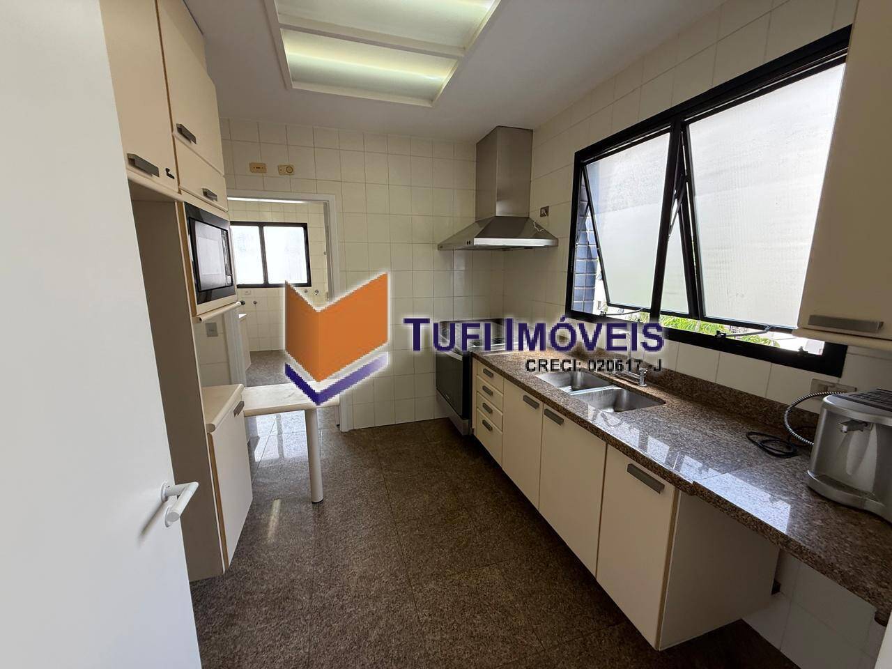 Cobertura à venda e aluguel com 3 quartos, 216m² - Foto 13