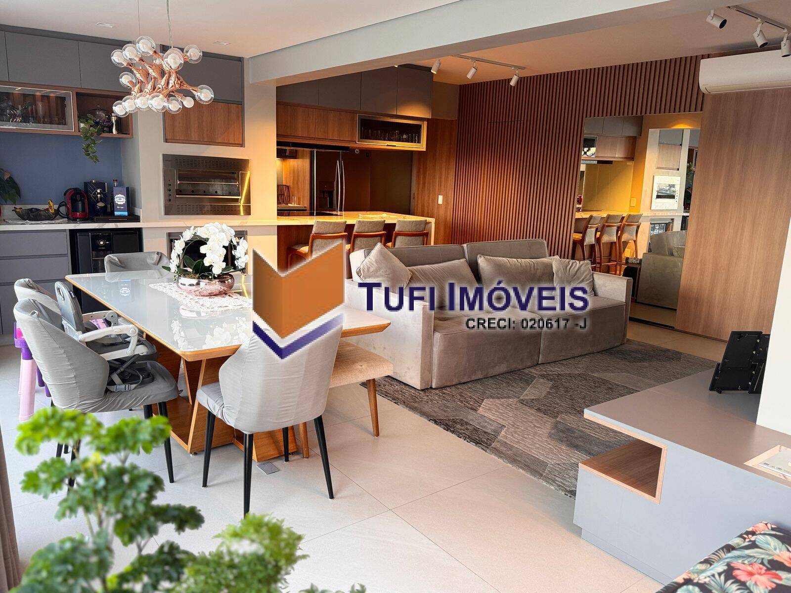 Apartamento para alugar com 3 quartos, 105m² - Foto 4