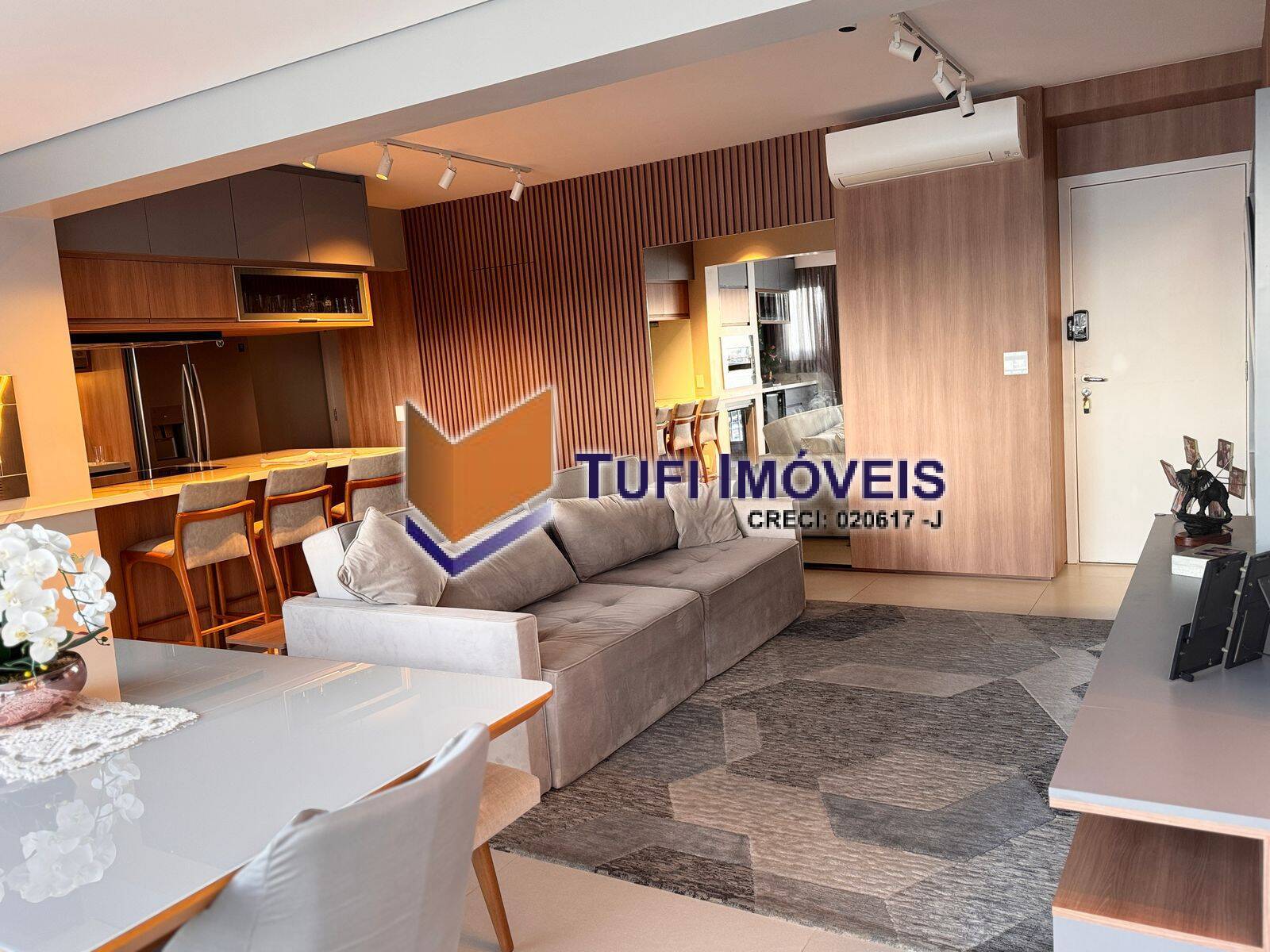 Apartamento para alugar com 3 quartos, 105m² - Foto 5