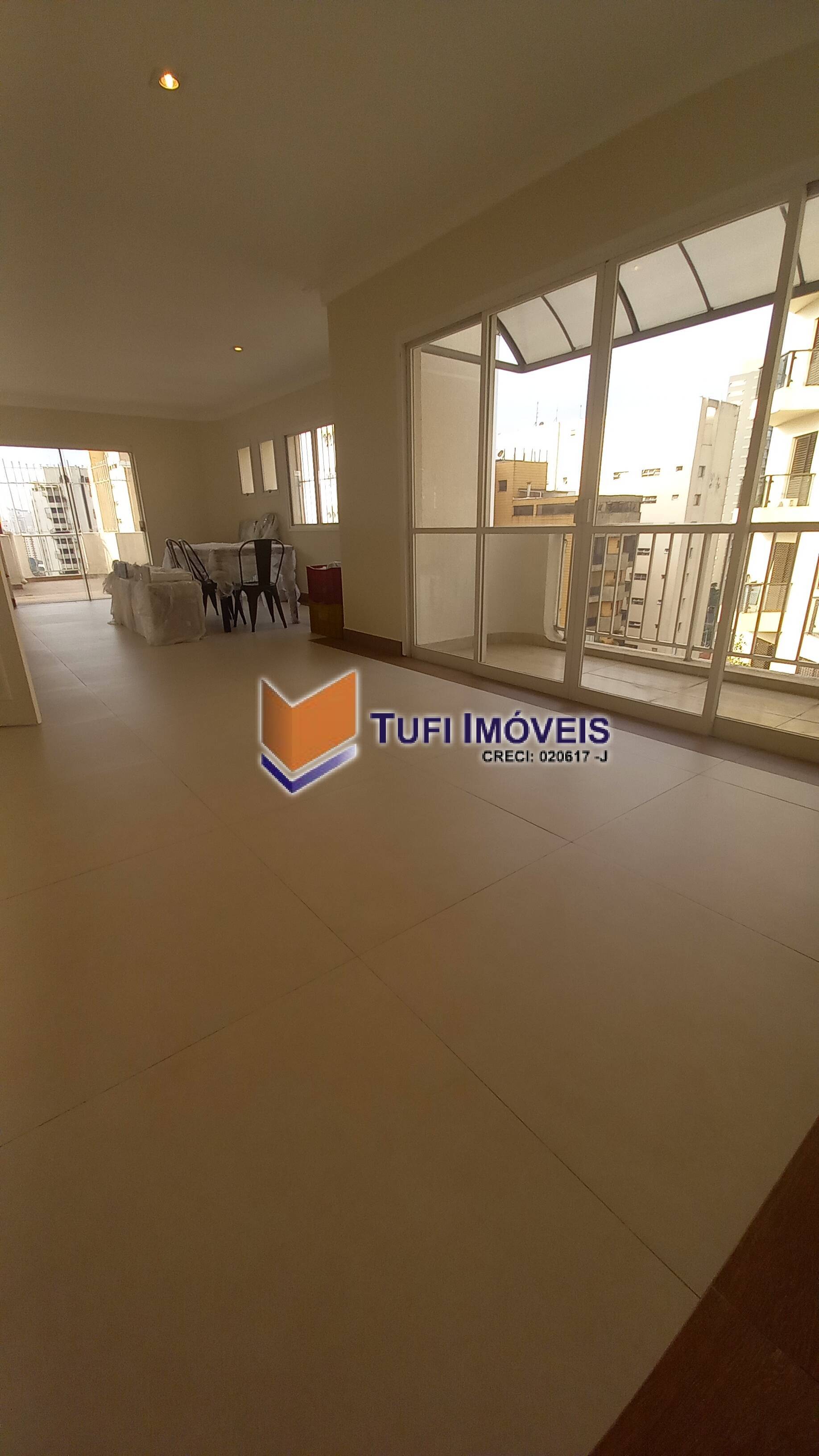 Cobertura à venda com 3 quartos, 205m² - Foto 9