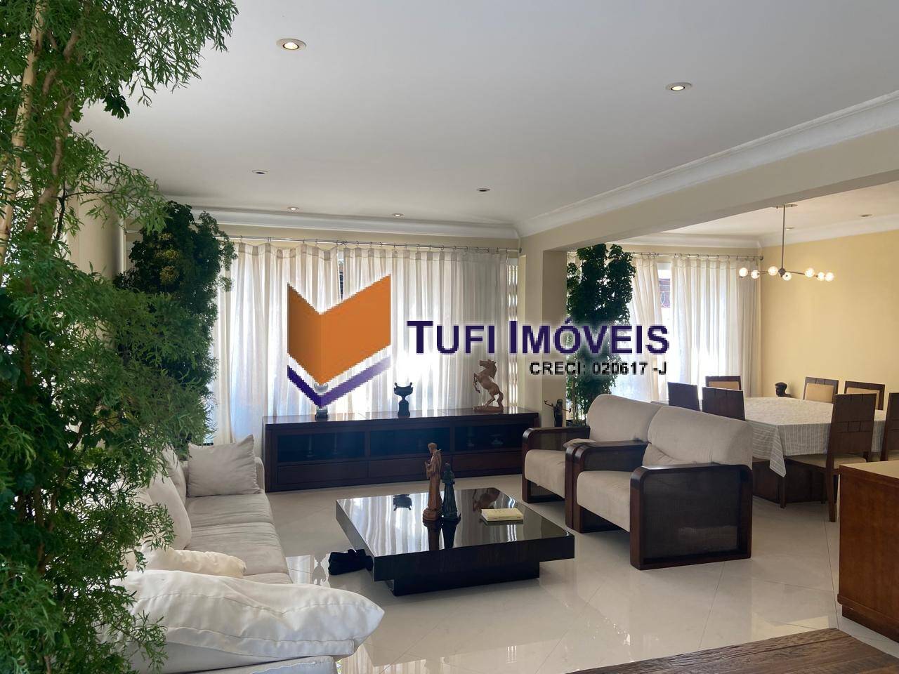 Casa à venda e aluguel com 3 quartos, 682m² - Foto 2