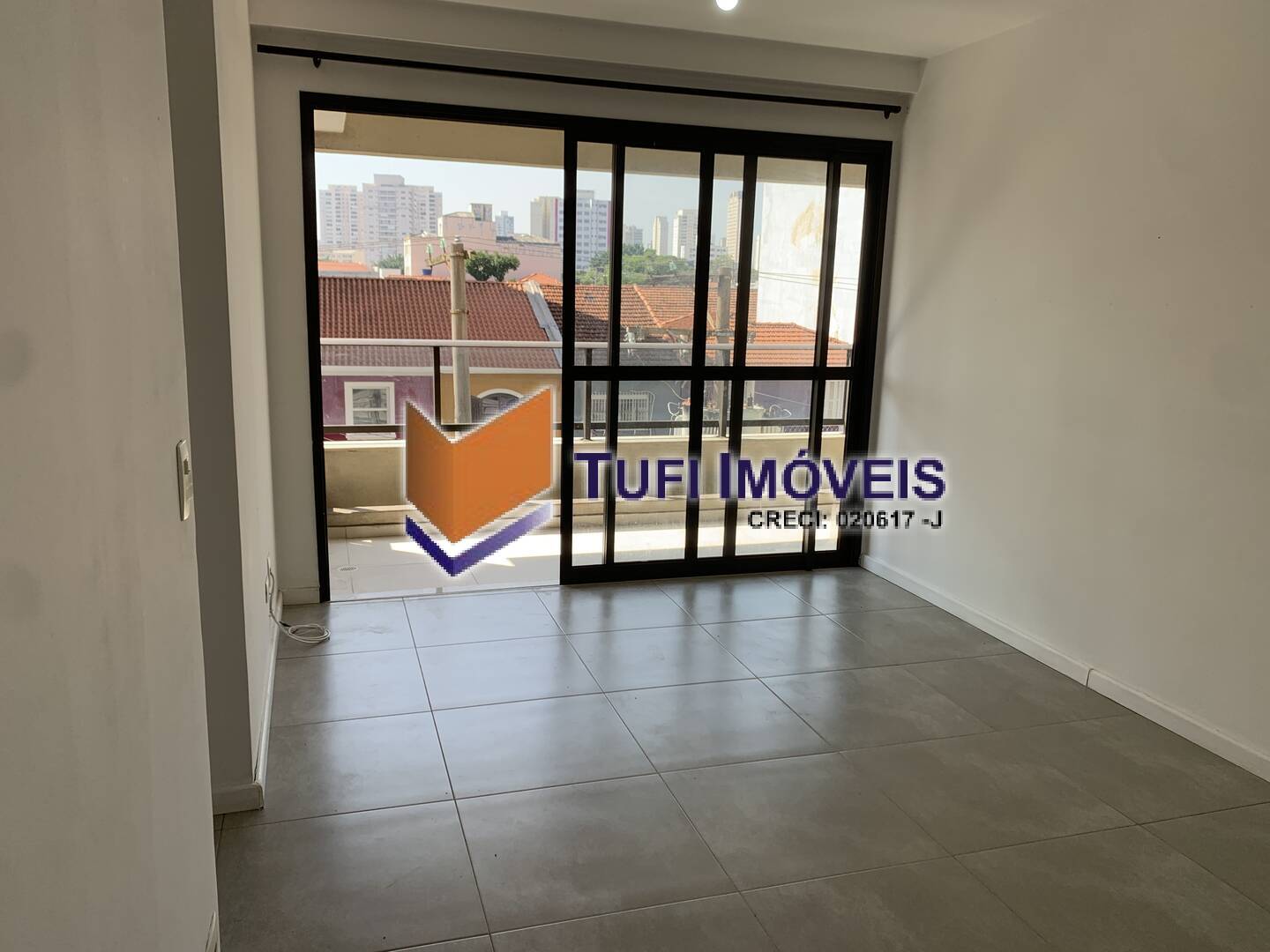 Apartamento à venda com 2 quartos, 63m² - Foto 3