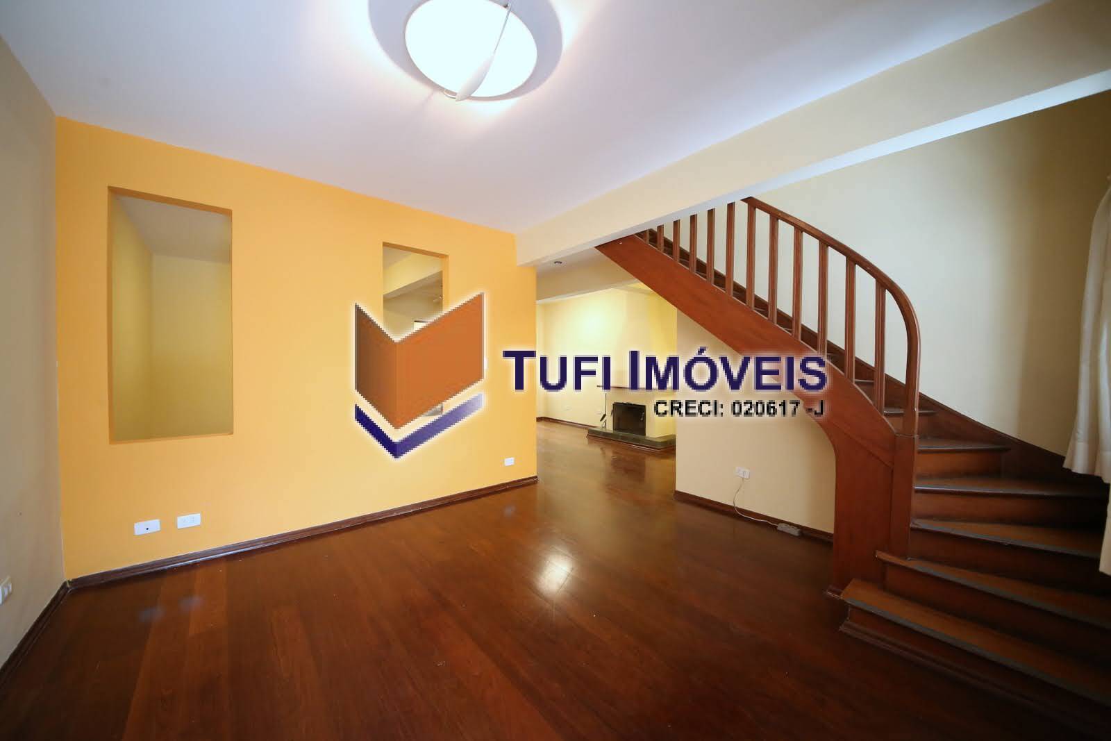 Casa à venda com 4 quartos, 200m² - Foto 1