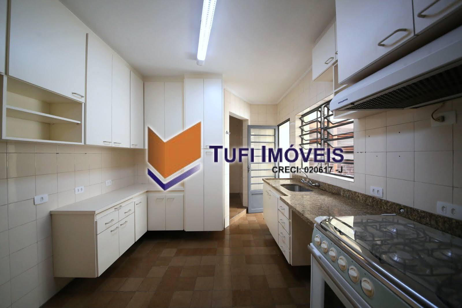 Casa à venda com 4 quartos, 200m² - Foto 19