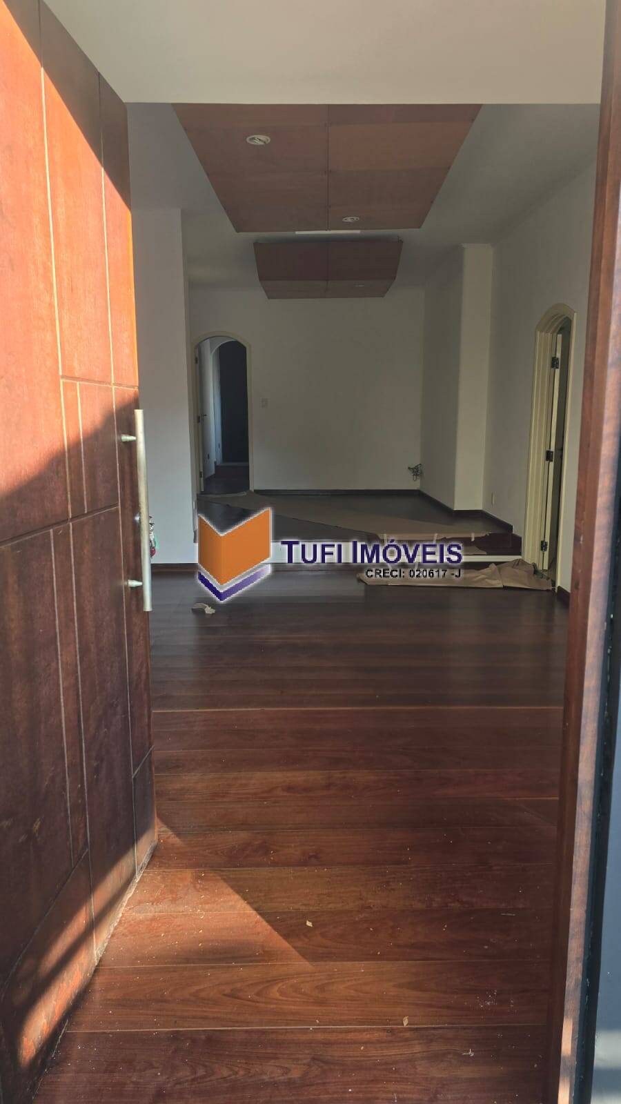 Casa à venda com 3 quartos, 208m² - Foto 4
