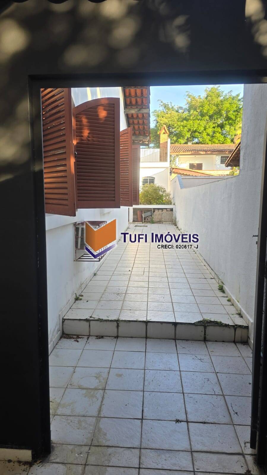 Casa à venda com 3 quartos, 208m² - Foto 5