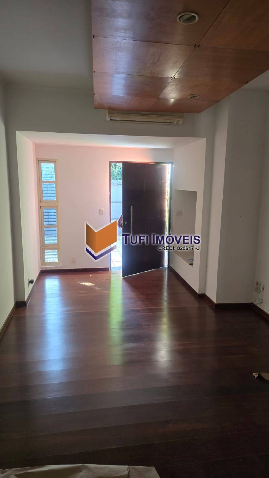 Casa à venda com 3 quartos, 208m² - Foto 3