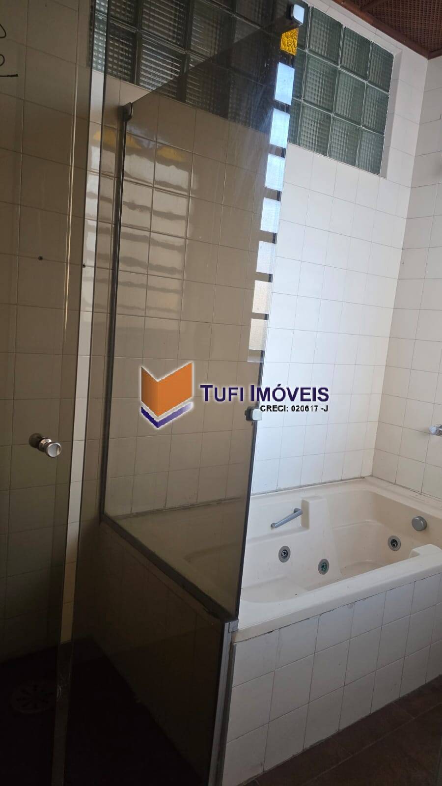Casa à venda com 3 quartos, 208m² - Foto 8
