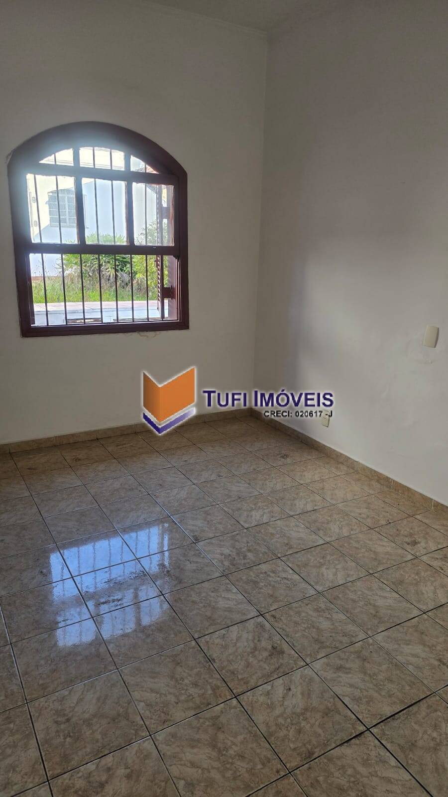 Casa à venda com 3 quartos, 208m² - Foto 9