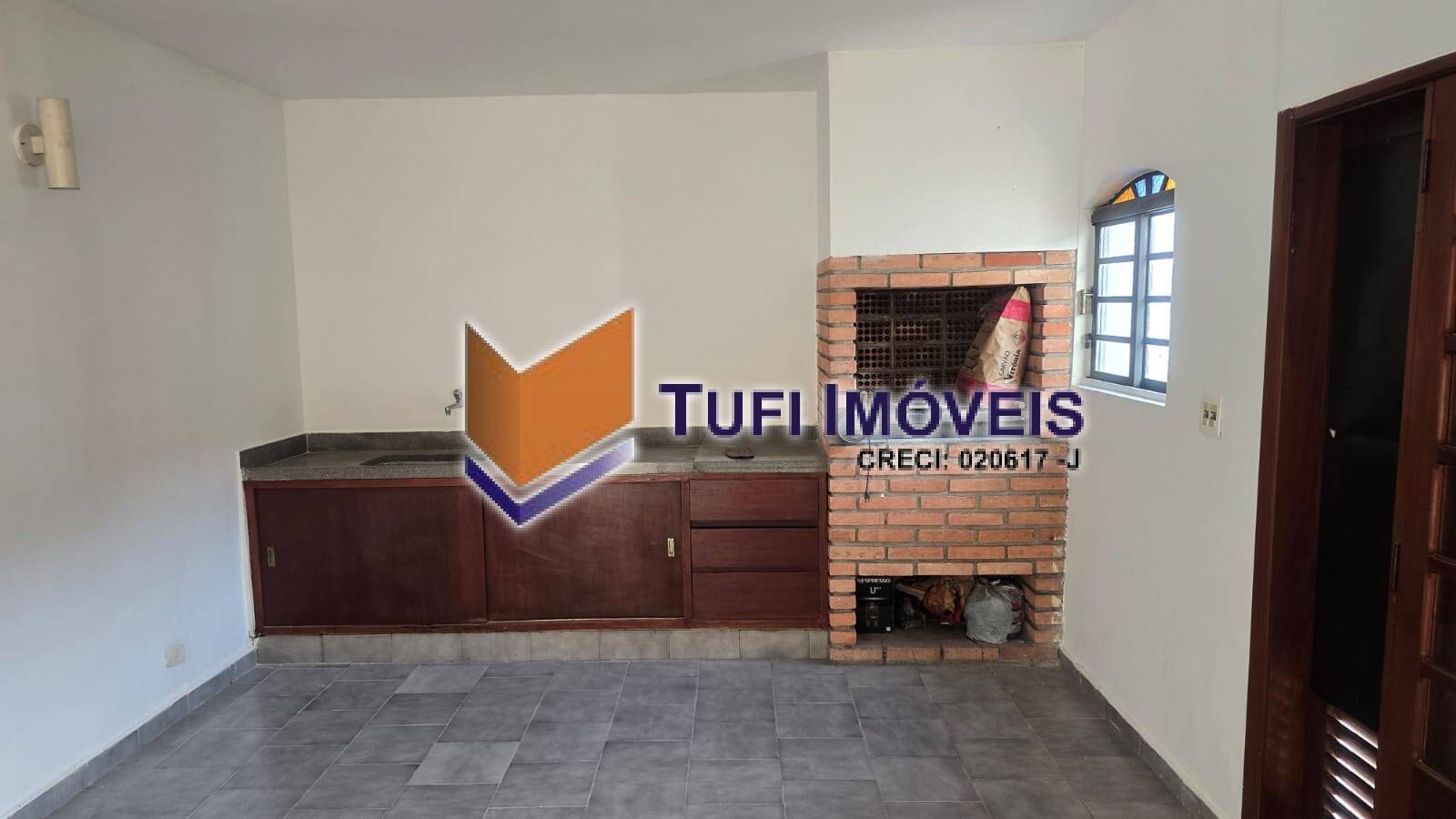 Casa à venda com 3 quartos, 208m² - Foto 19