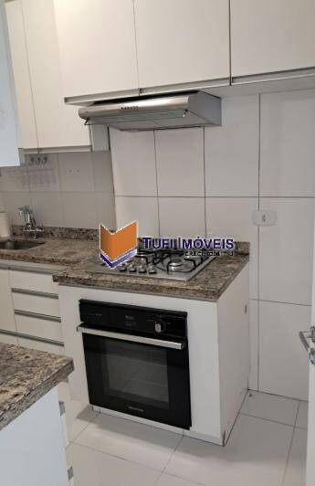 Apartamento à venda com 2 quartos, 65m² - Foto 2