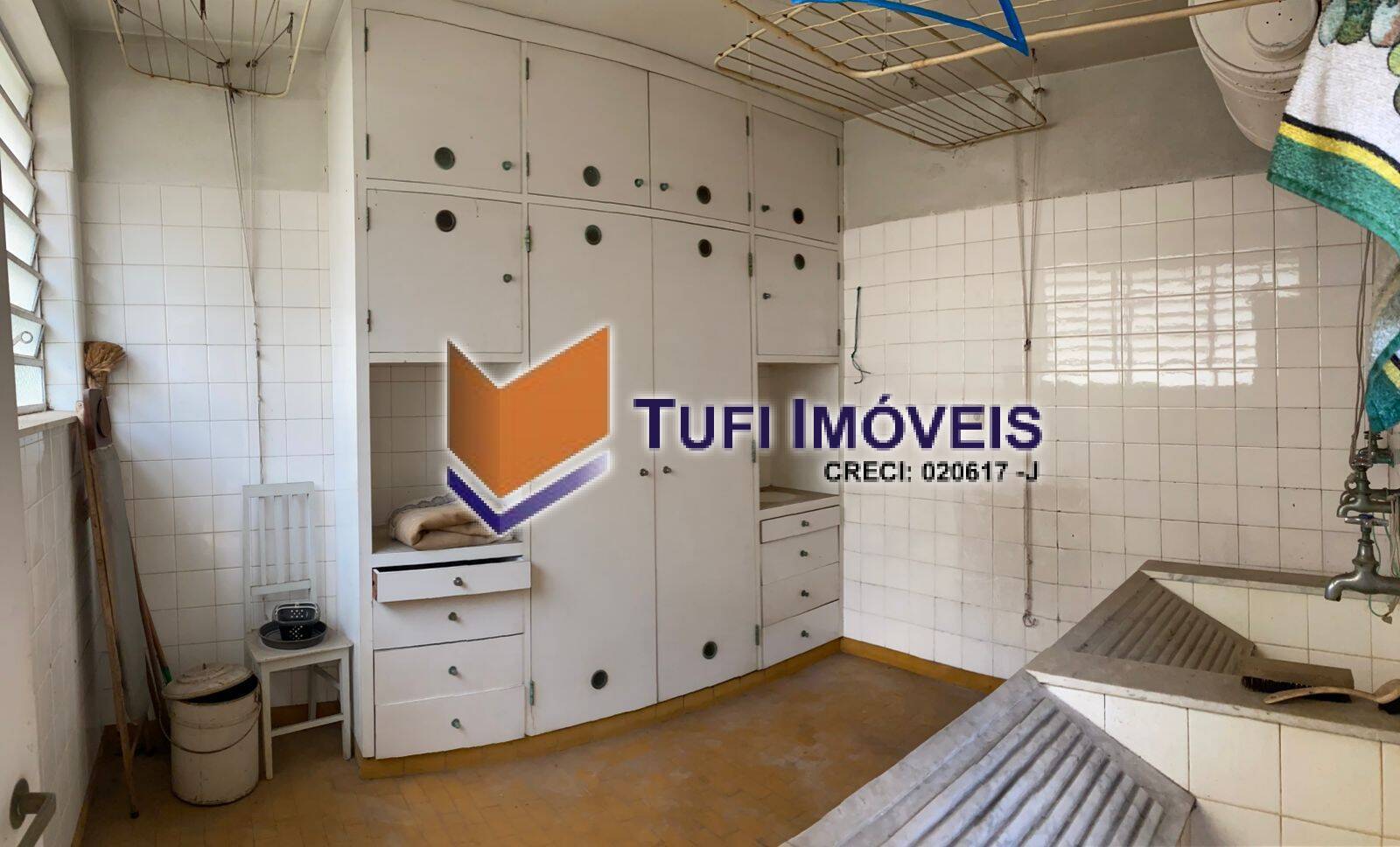 Casa à venda e aluguel com 3 quartos, 400m² - Foto 33