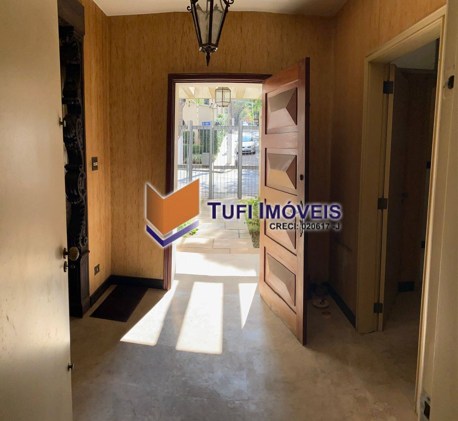 Casa à venda e aluguel com 3 quartos, 400m² - Foto 13