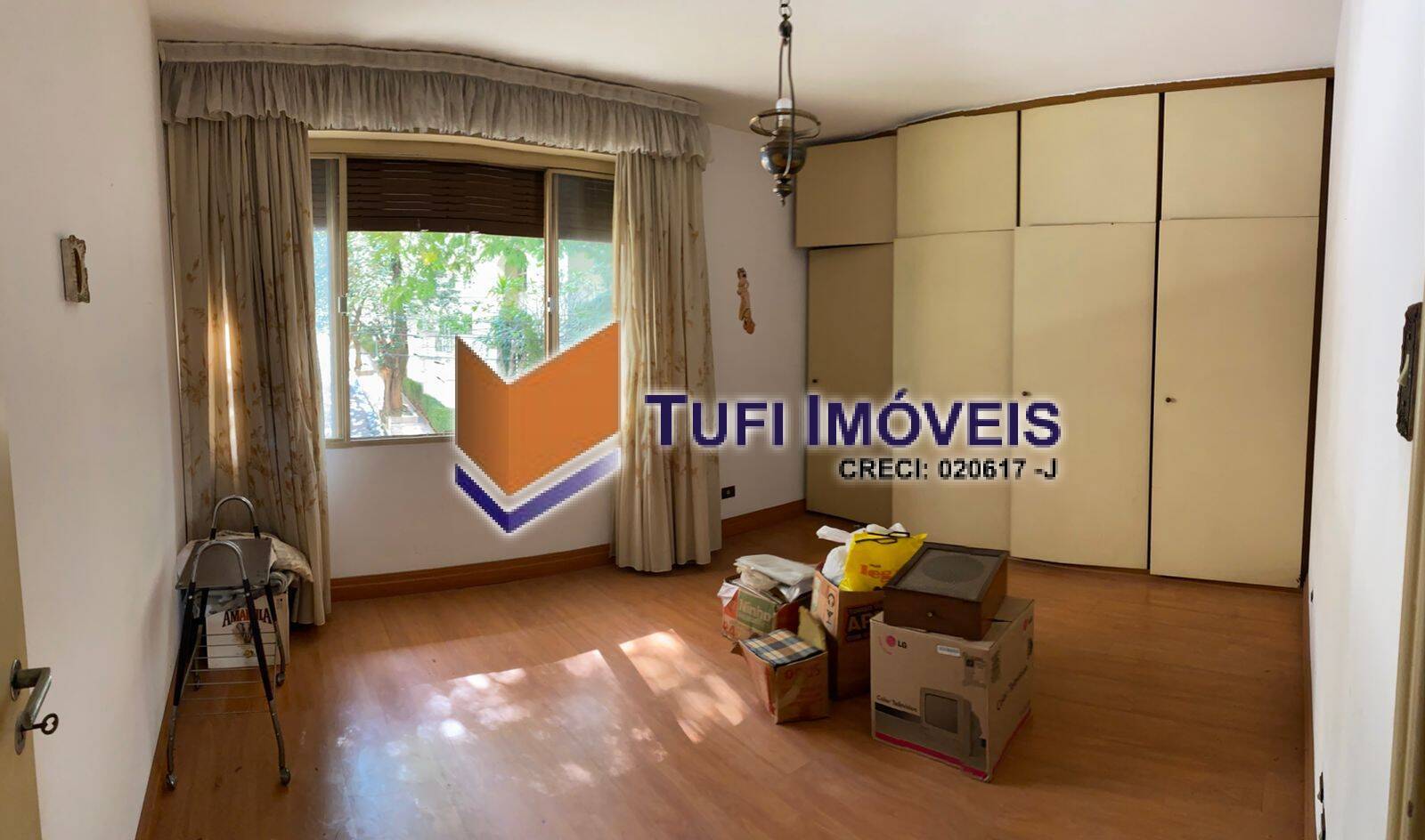 Casa à venda e aluguel com 3 quartos, 400m² - Foto 15