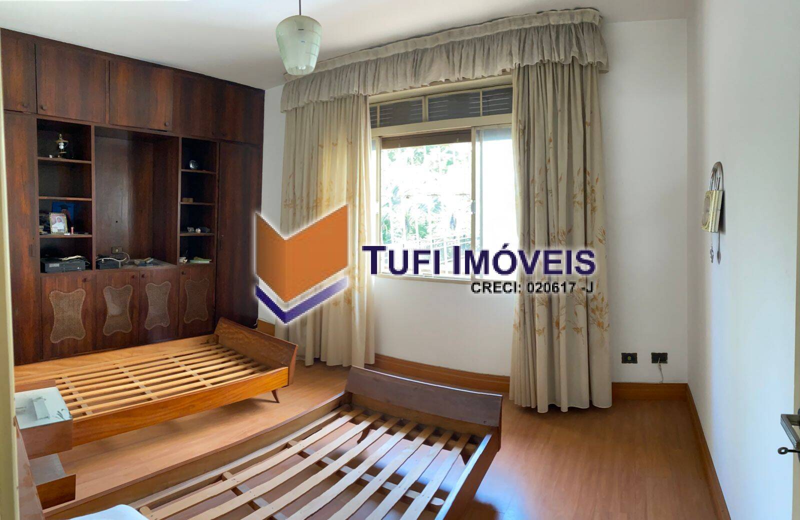 Casa à venda e aluguel com 3 quartos, 400m² - Foto 23