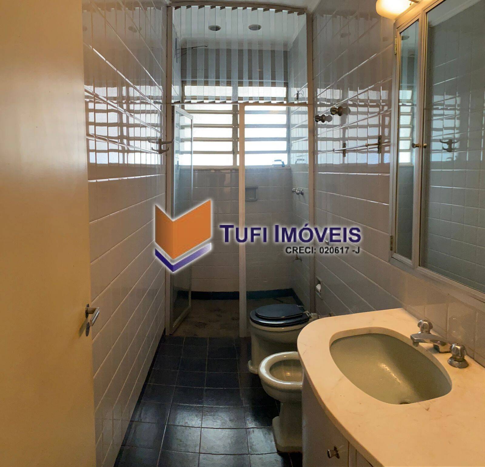 Casa à venda e aluguel com 3 quartos, 400m² - Foto 51