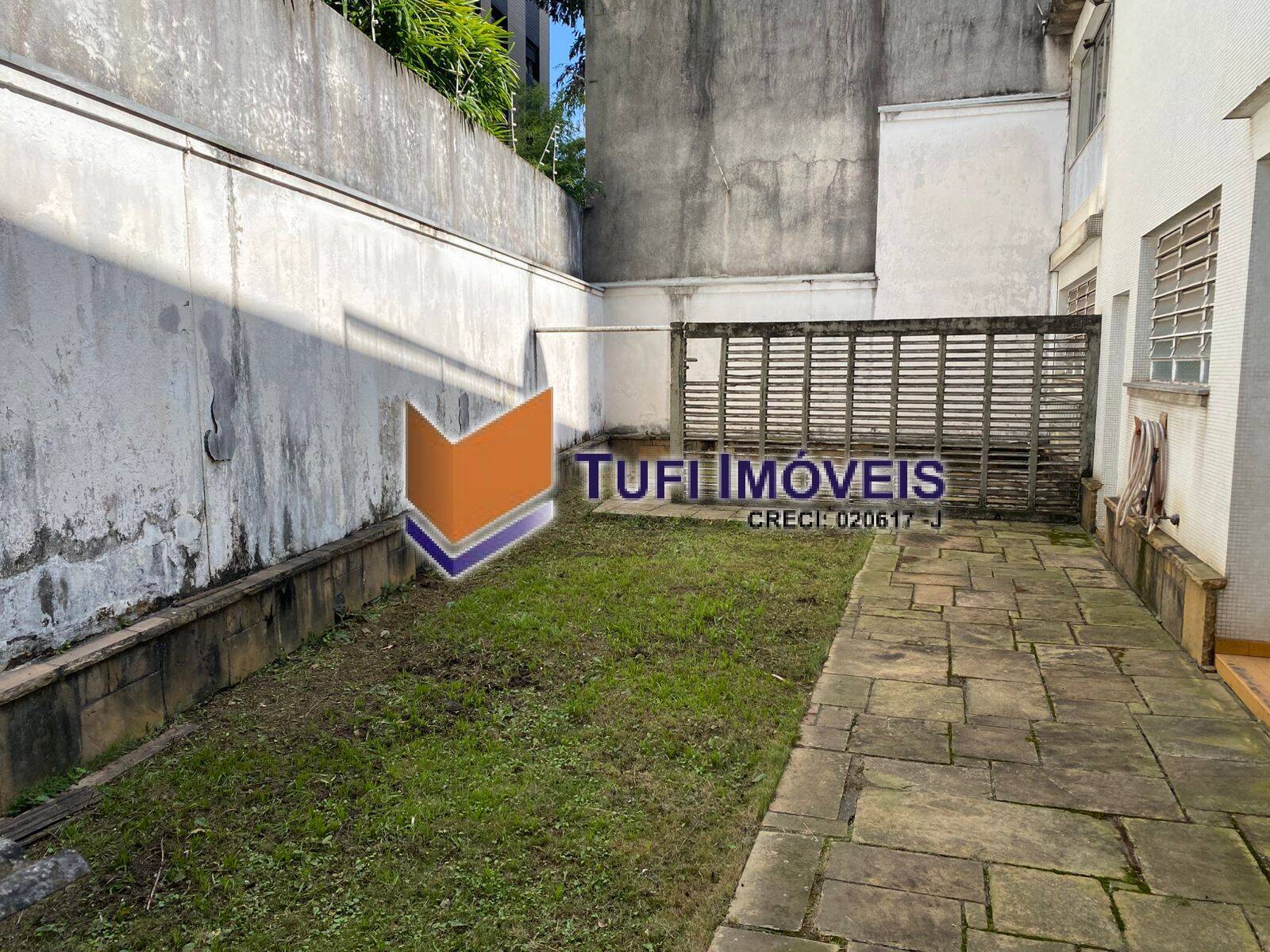 Casa à venda e aluguel com 3 quartos, 400m² - Foto 42