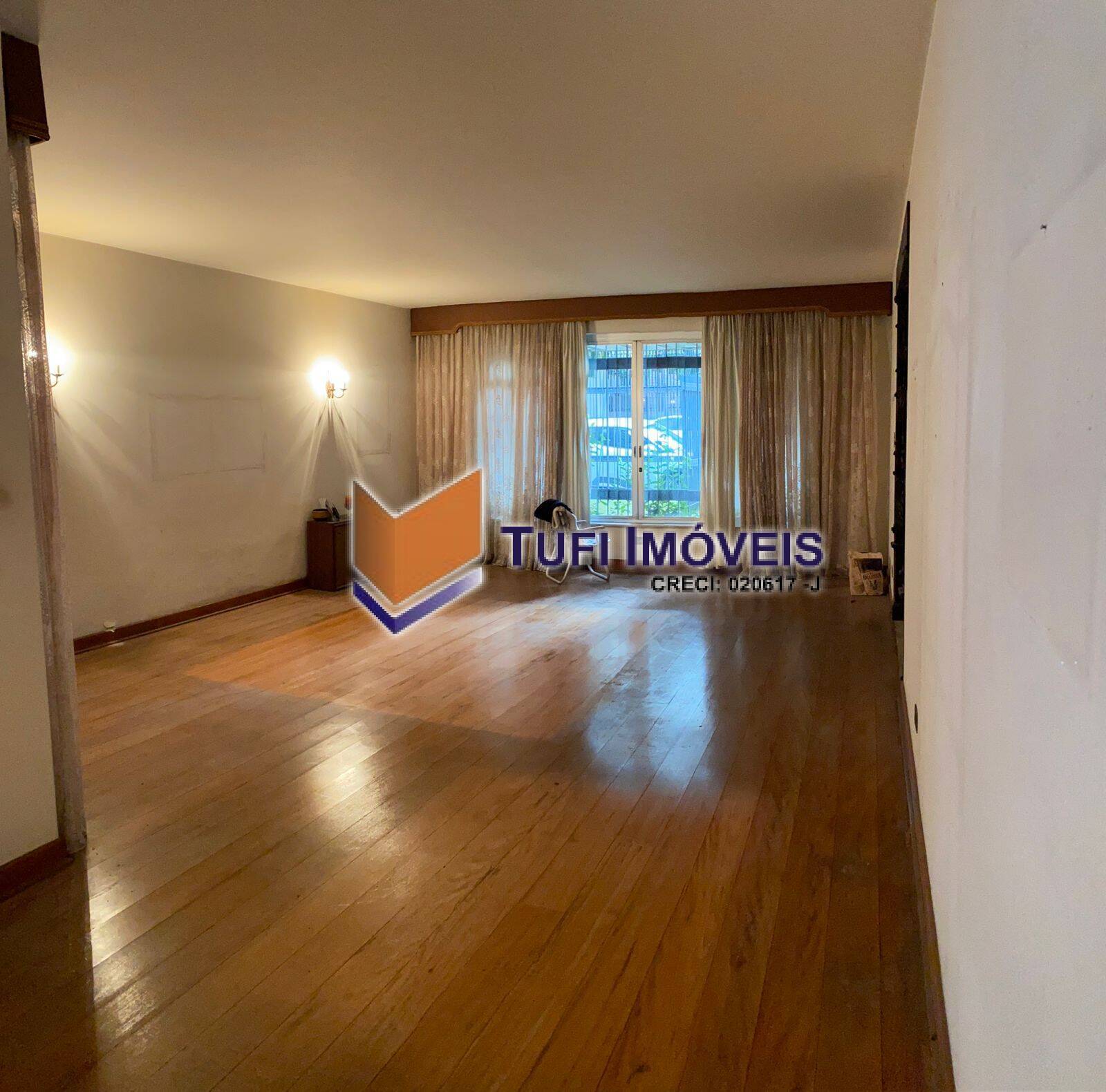 Casa à venda e aluguel com 3 quartos, 400m² - Foto 9