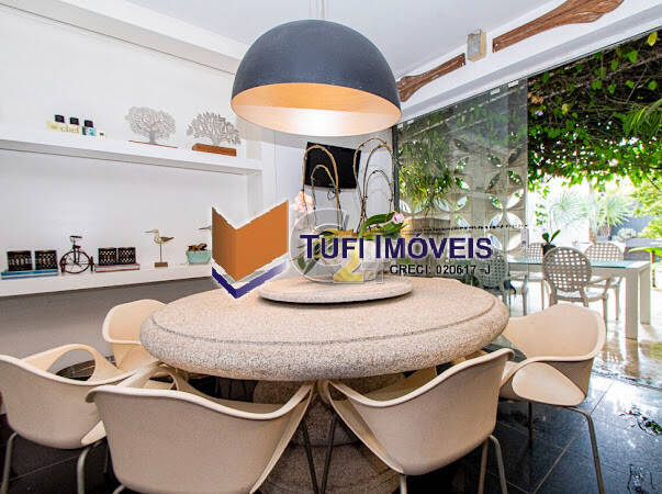 Casa à venda com 4 quartos, 657m² - Foto 11